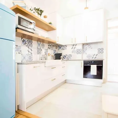 Moeda '60 - Second Floor * Коимбра