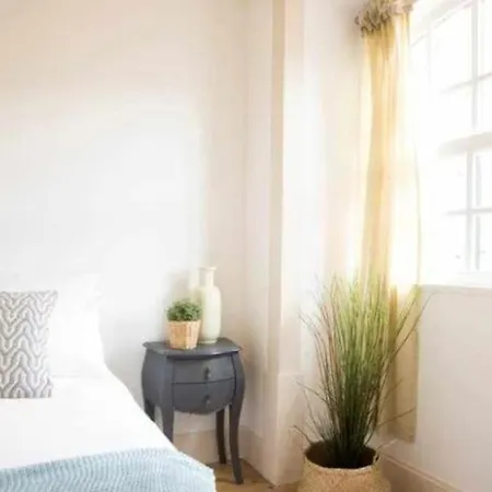 Moeda '60 - Second Floor *